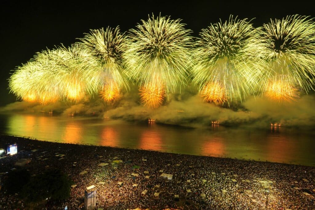 Principais Festas de Réveillon no Brasil: Um Show de Cores e Emoções
