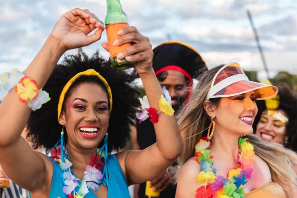 Descubra os 10 melhores destinos para curtir o ‘Carnaval no Brasil’