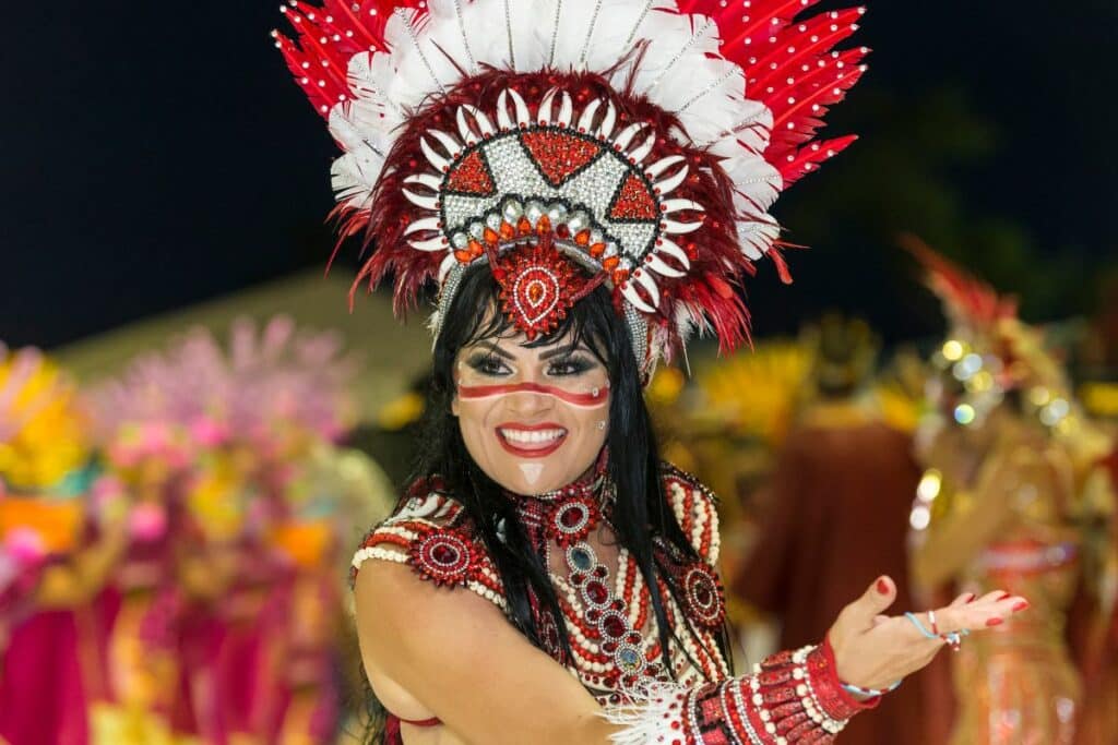 Descubra os 10 melhores destinos para curtir o ‘Carnaval no Brasil’